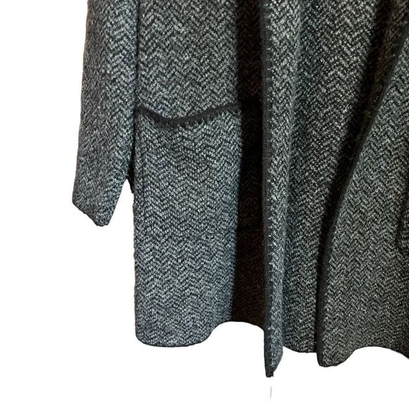 Ellen Tracy wool blend long cardigan. Size small - Picture 9 of 9